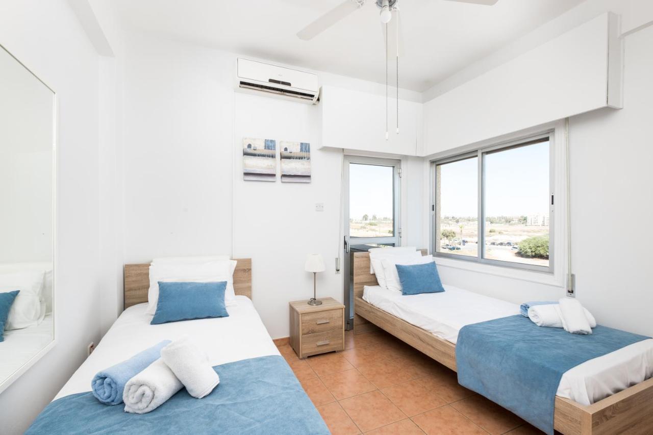 Apollon Sea View Beachfront Ap 302 Larnaka Exterior foto